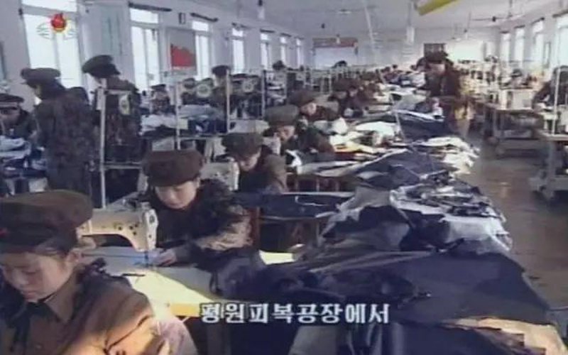探索现代工装新风尚:定制化背后的秘密